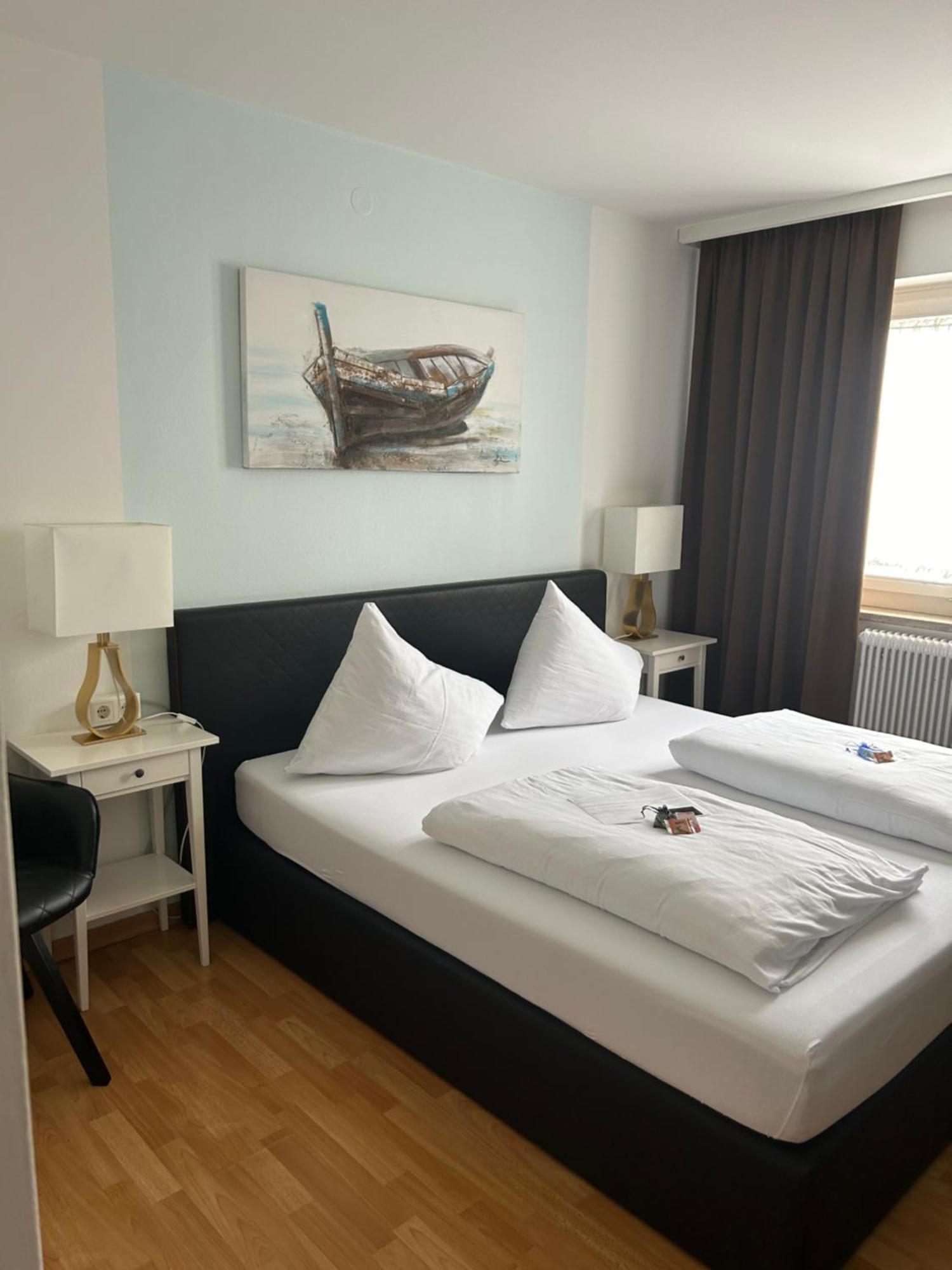 Hotel Berg Seekirchen am Wallersee Extérieur photo