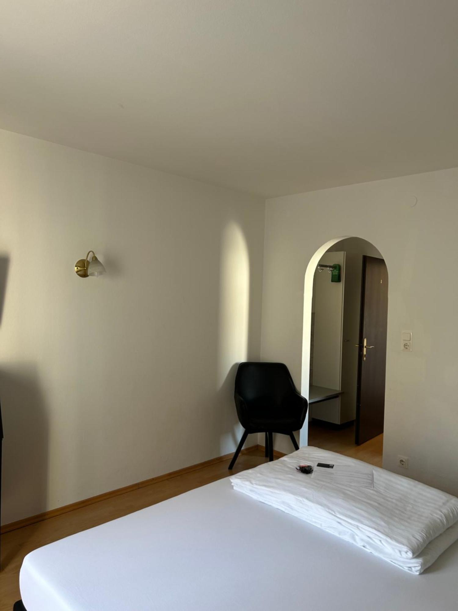 Hotel Berg Seekirchen am Wallersee Extérieur photo
