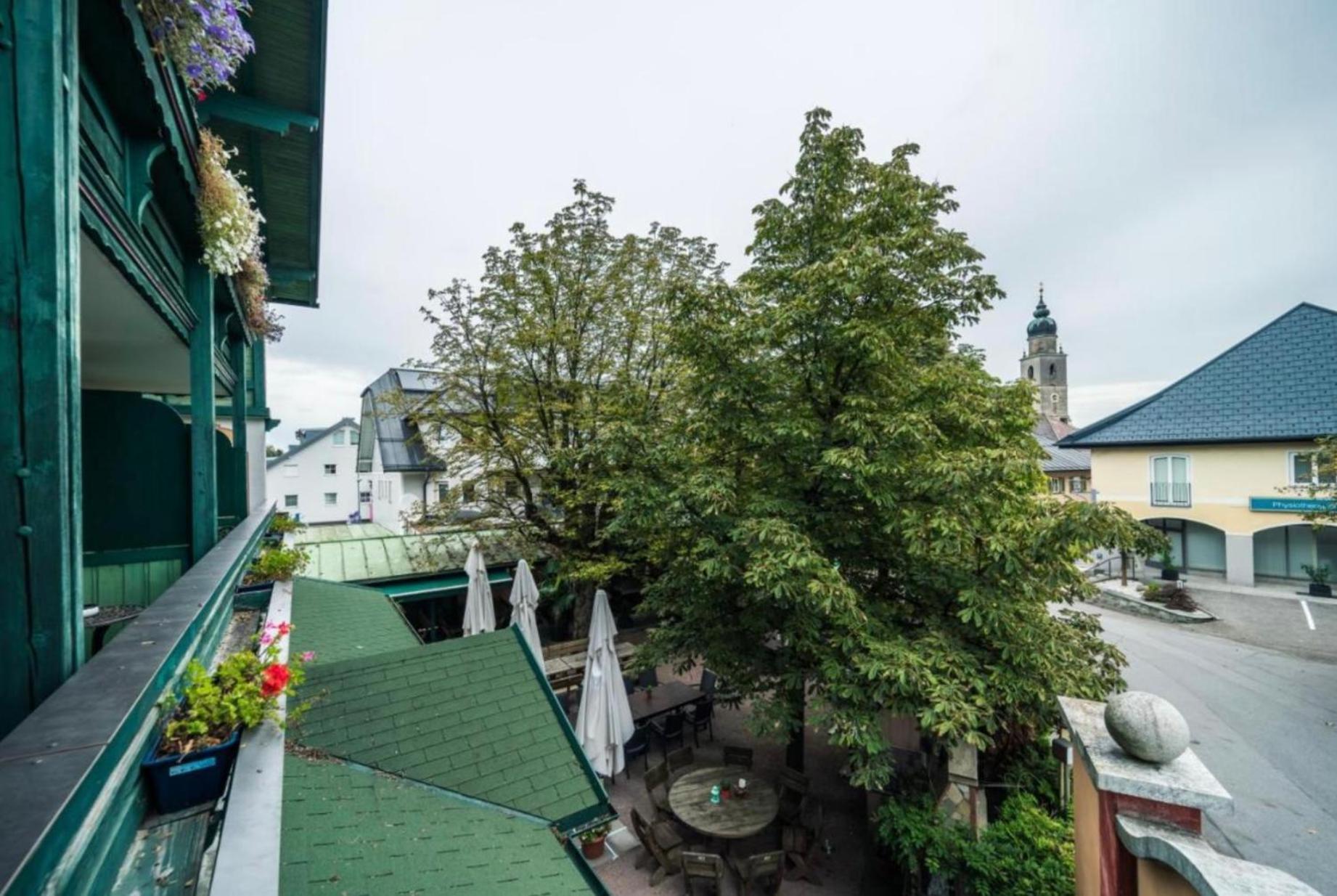 Hotel Berg Seekirchen am Wallersee Extérieur photo